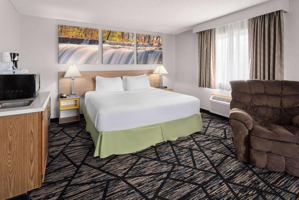 Days Inn by Wyndham Ogallala photo 13