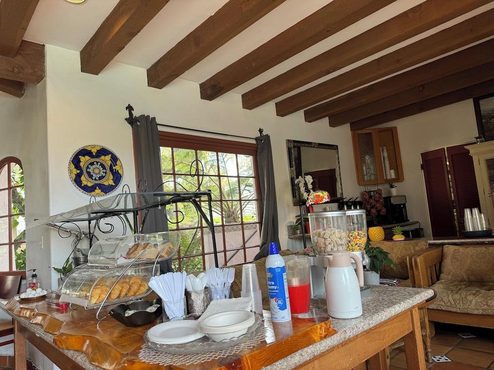 Tide Pool Villas photo 18