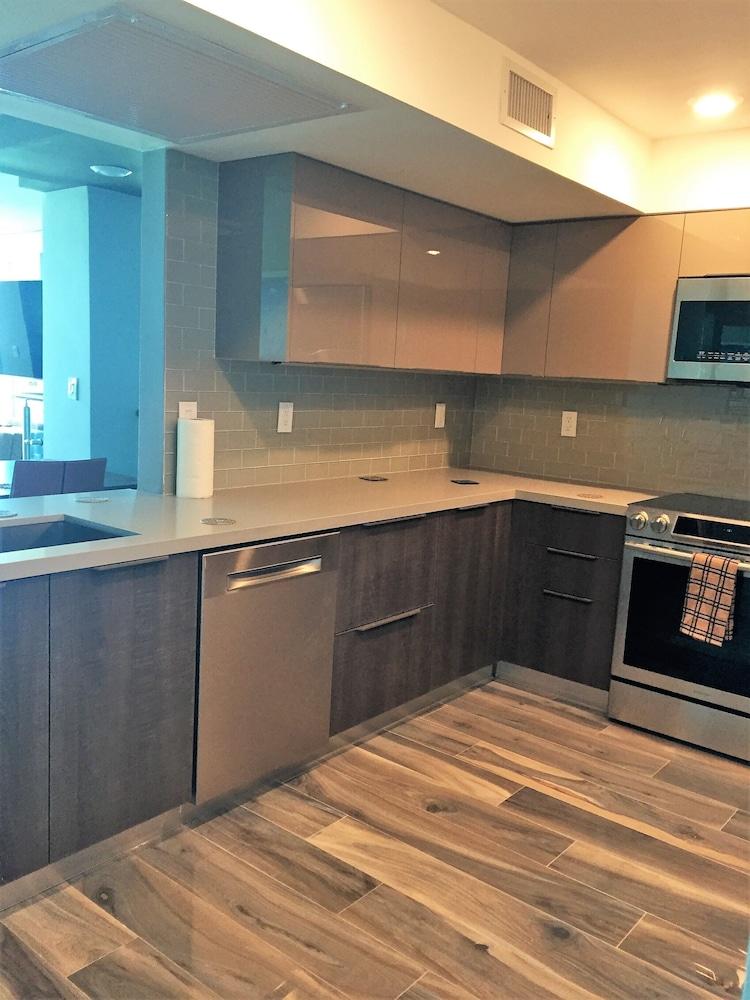 Soleil Apartments at Castle Beach Club photo 96