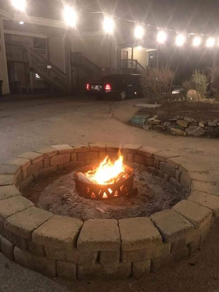 Cedar Park Whirlpool Suites photo 28