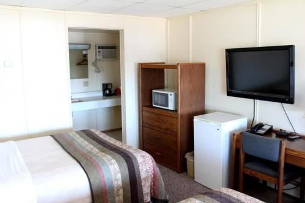 Lakeshor Motor Inn photo 18