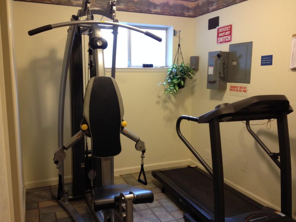 Beachcomber Inn photo 26