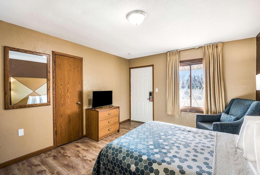 Econo Lodge Oskaloosa photo 26