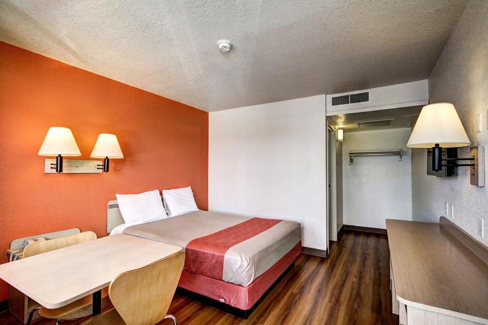Park Inn by Radisson, Wells photo 12