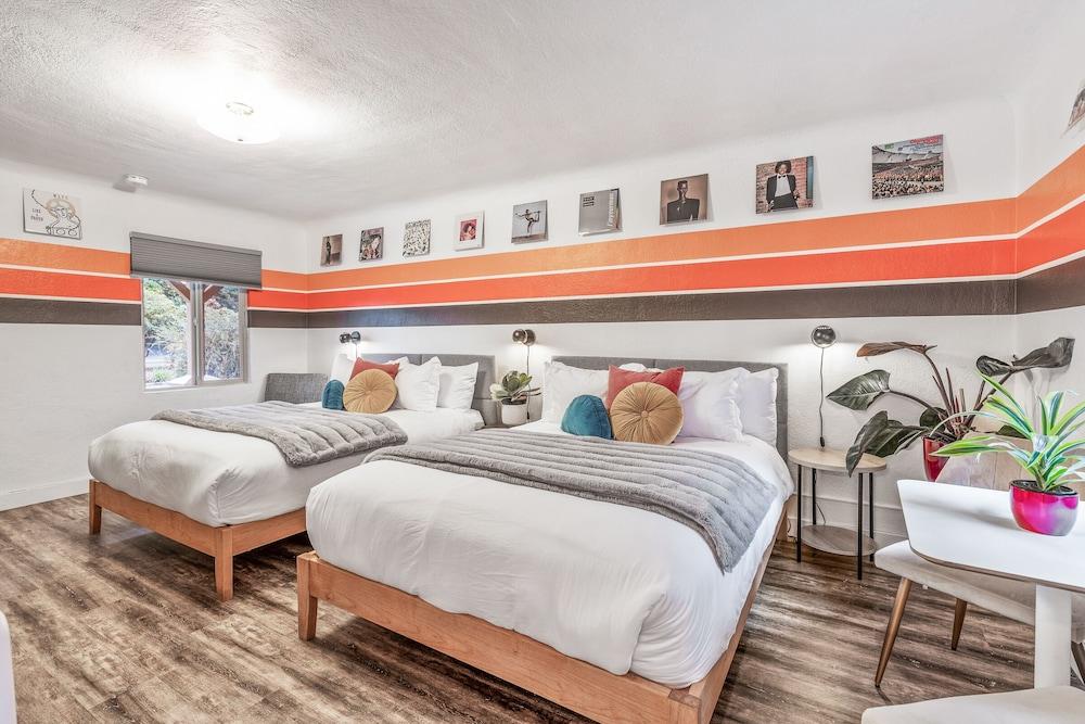 b.side motel + rv photo 7
