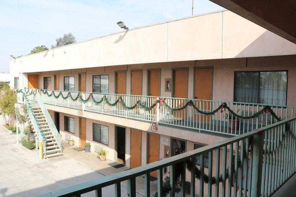 Four Corners motel photo 20