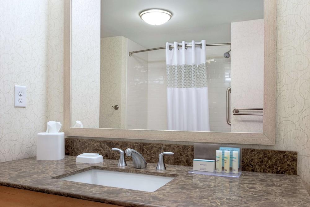 Hampton by Hilton Bar Harbor photo 72