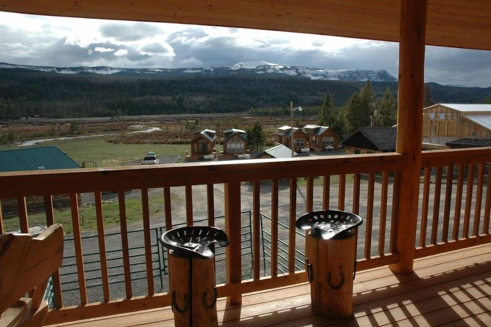 Lava Mountain Lodge photo 67