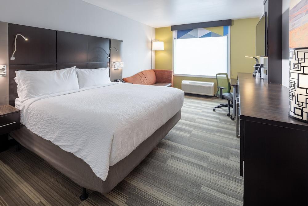 Holiday Inn Express Ft. Lauderdale Cruise-Airport by IHG photo 12