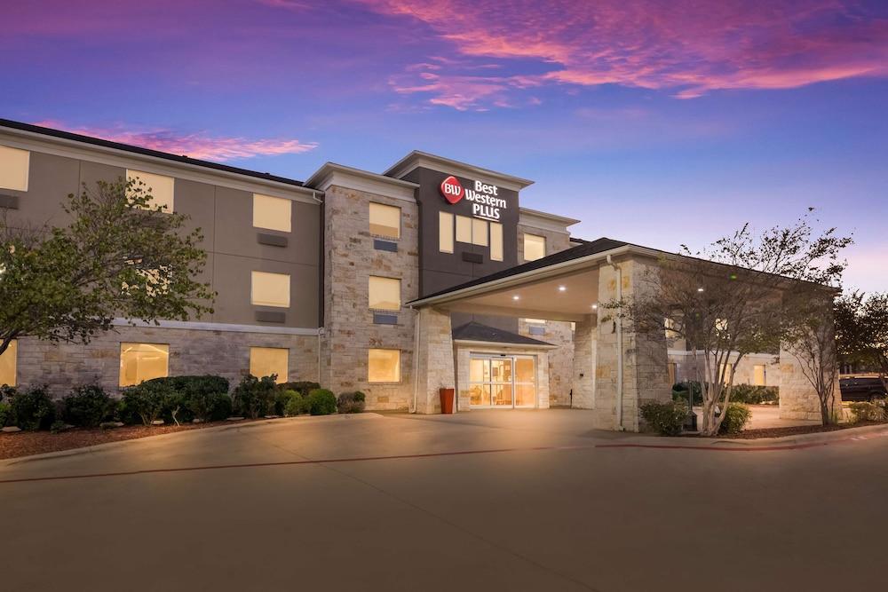 Best Western Plus Killeen/Fort Cavazos Hotel & Suites photo 29