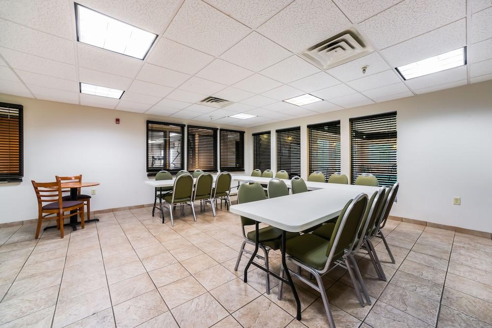 Welcome Suites photo 28
