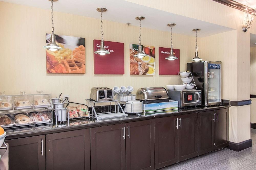 Comfort Suites Lawton Near Fort Sill photo 30