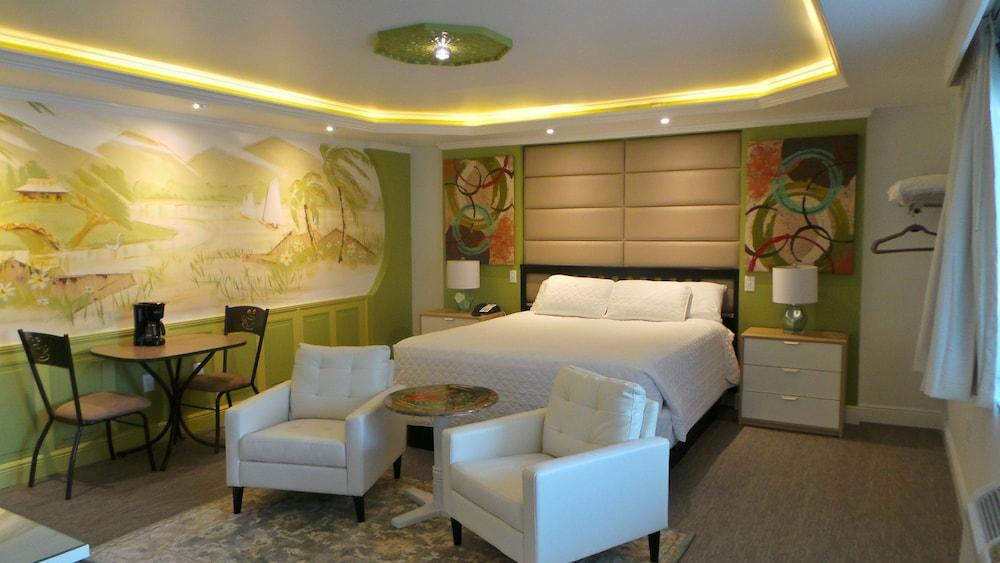 Island House Hotel photo 25