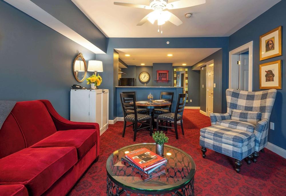 The Kendall Hotel at the Engine 7 Firehouse photo 25