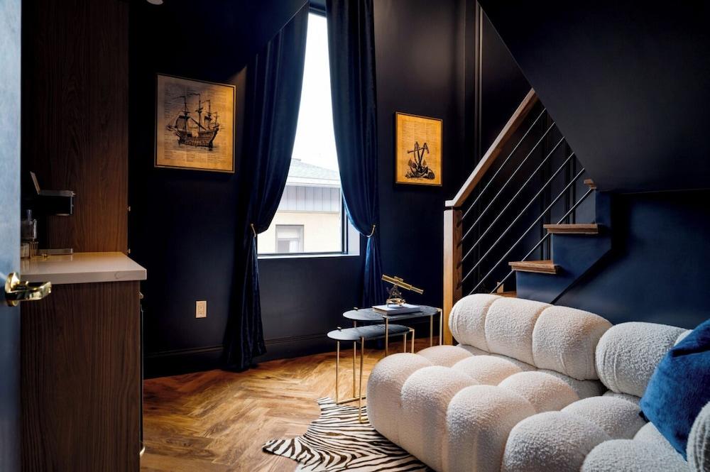 The Highliner Hotel photo 12