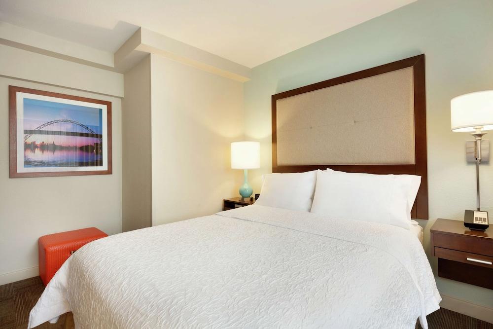Hampton Inn Clackamas photo 19