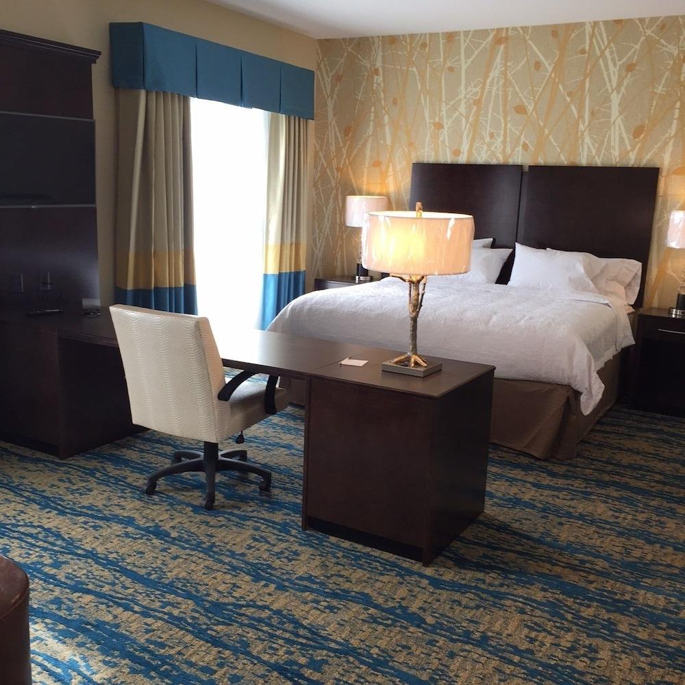 Hampton Inn & Suites Stroudsburg Pocono Mountains photo 7