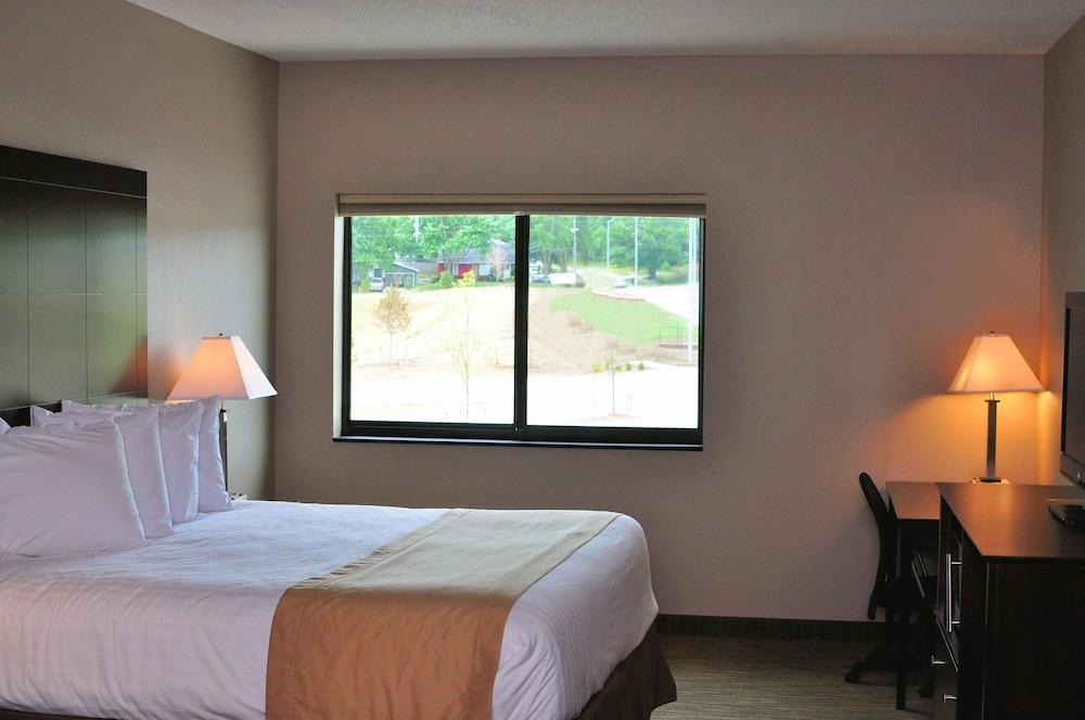Qube Hotel photo 46