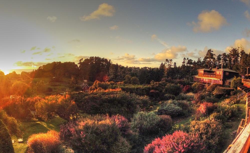 The Stanford Inn By The Sea Eco-Resort — hotel in Mendocino