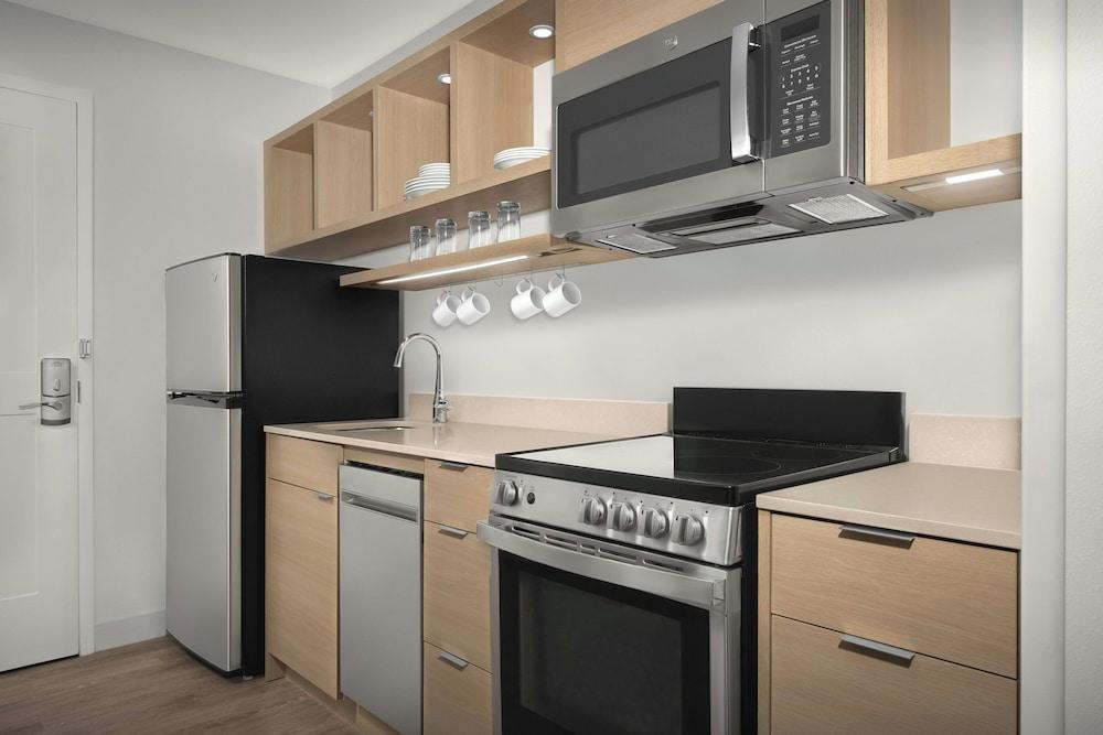 TownePlace Suites by Marriott Lake City photo 18