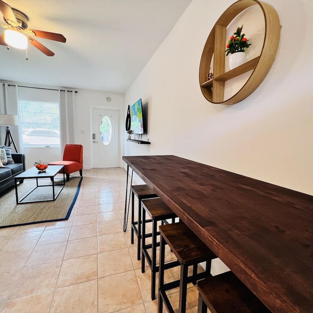 Coco Bay Condos photo 36