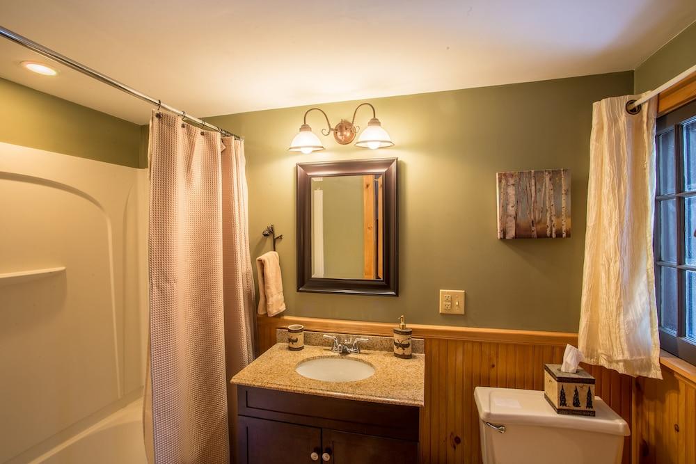 ADK Trail Inn photo 29
