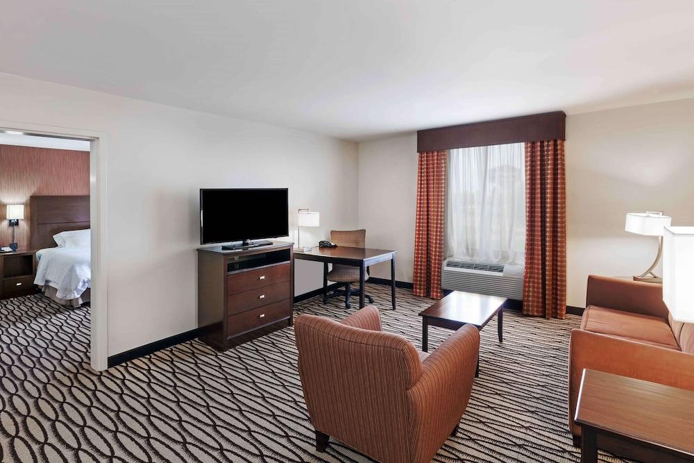 Hampton Inn & Suites Morgan City photo 29
