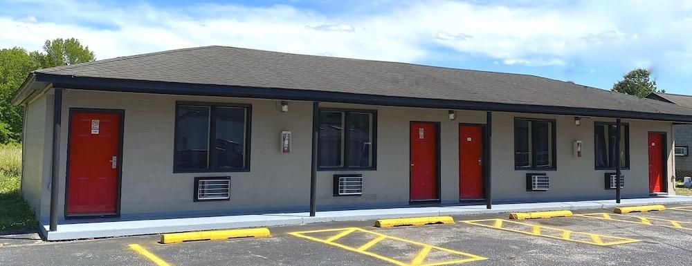 Whistling Pines - Daily & Extended Stay, Elizabeth City photo 28