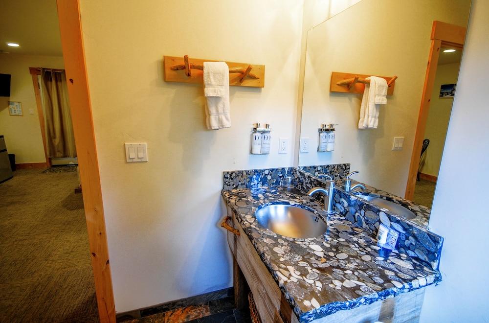 Tahoe Vistana Inn photo 25