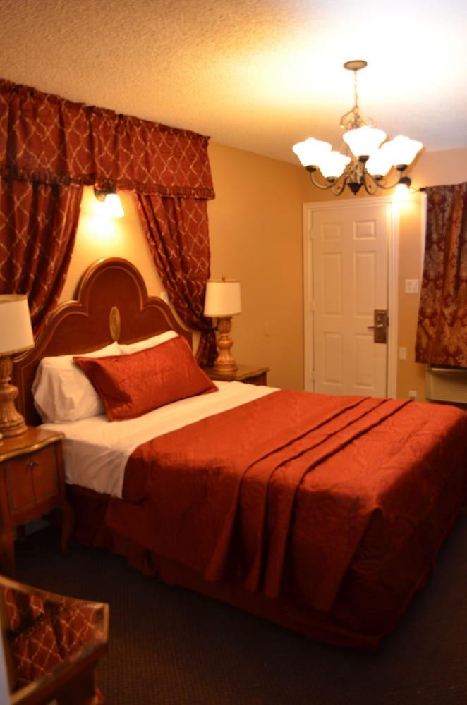 Travel Inn And Suites photo 11