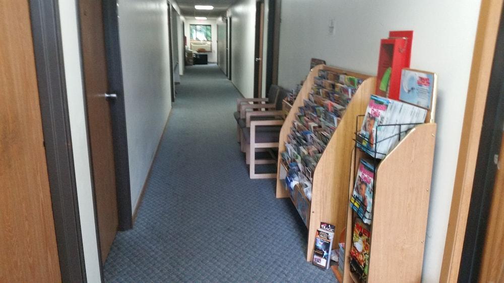 Olympia Motel photo 5