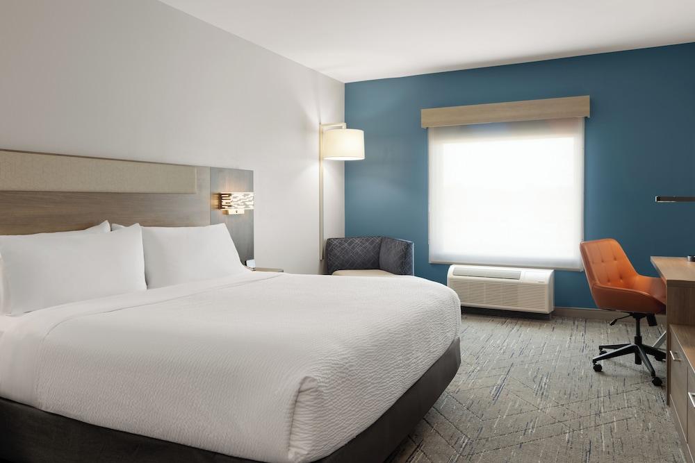 Holiday Inn Express & Suites Meridian I 20 by IHG photo 15