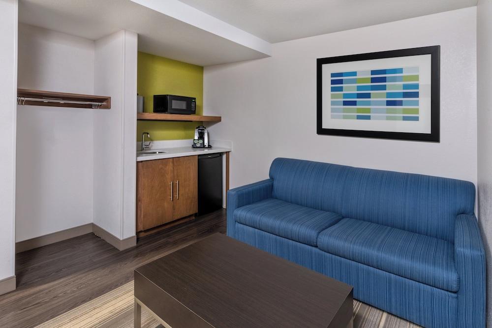 Holiday Inn Express Hotel & Suites Deadwood-Gold Dust Casino by IHG photo 2