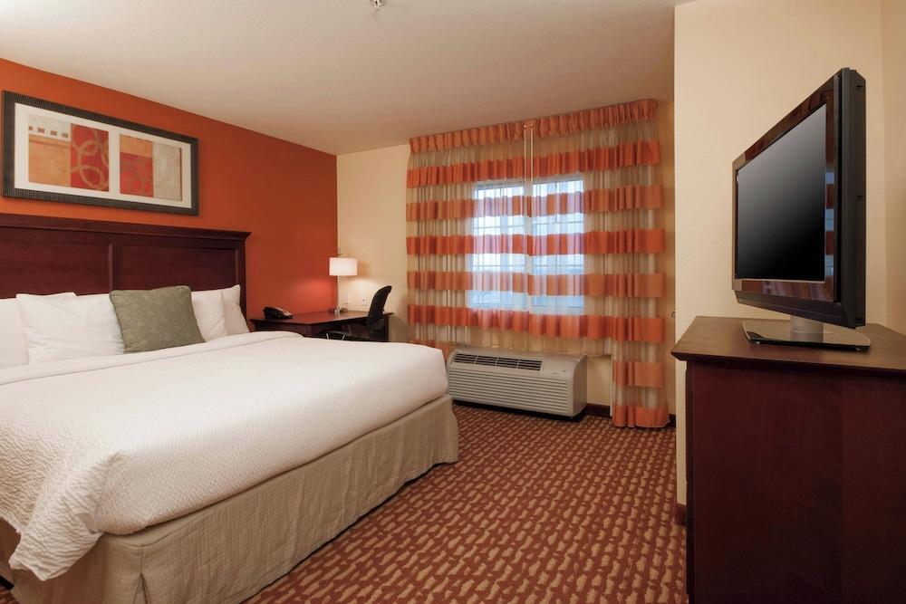 TownePlace Suites Marriott El Centro photo 16