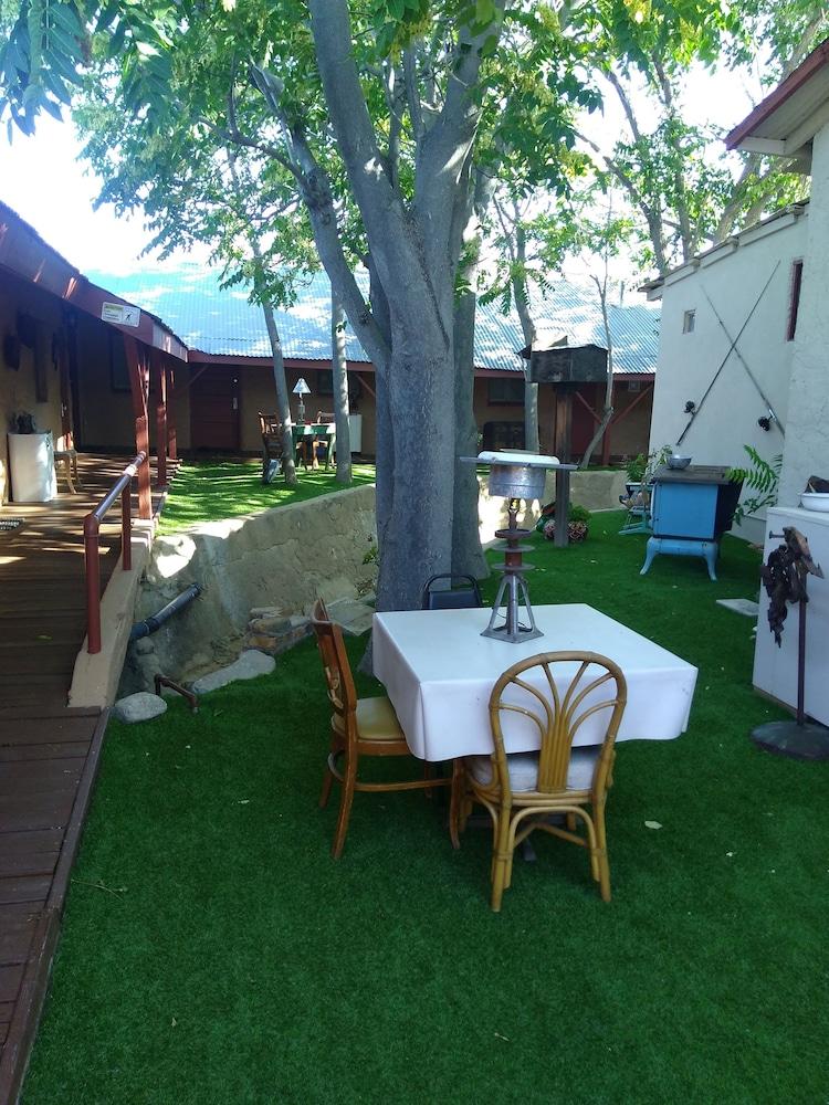 Shep's Miners Inn photo 3