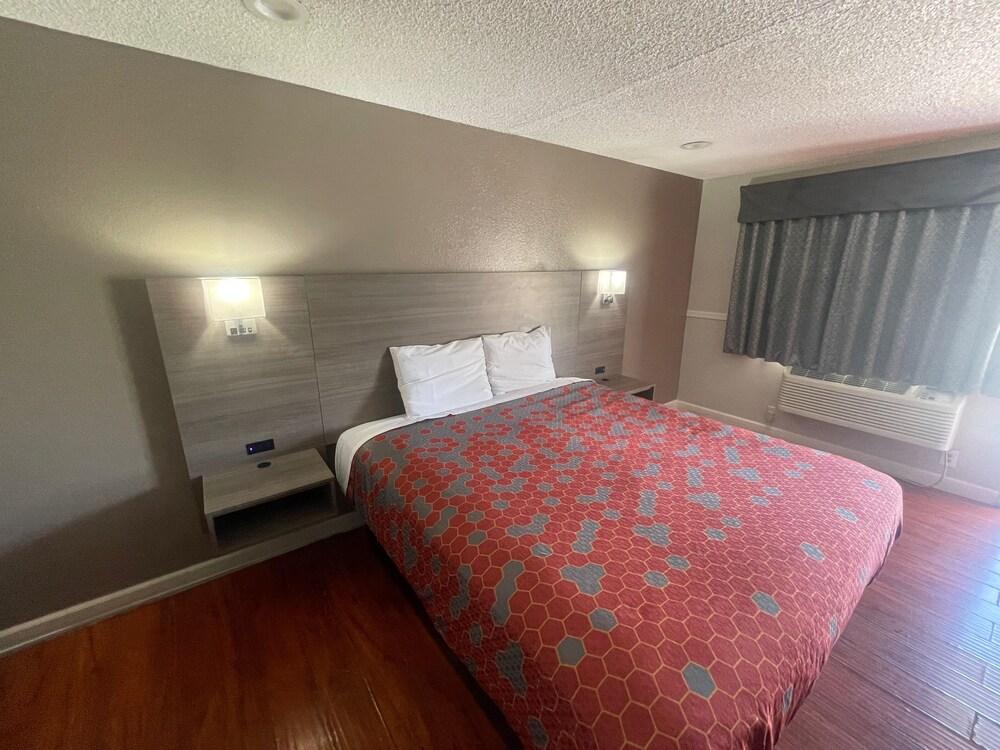 SimpleStay Suites - San Bernardino photo 10