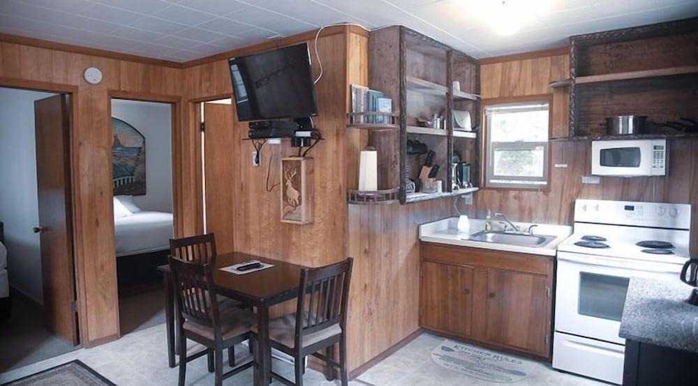 3 Rivers Resort and Guide Service photo 11