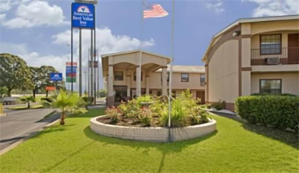 Apple Tree Inn Tyler Lindale photo 28