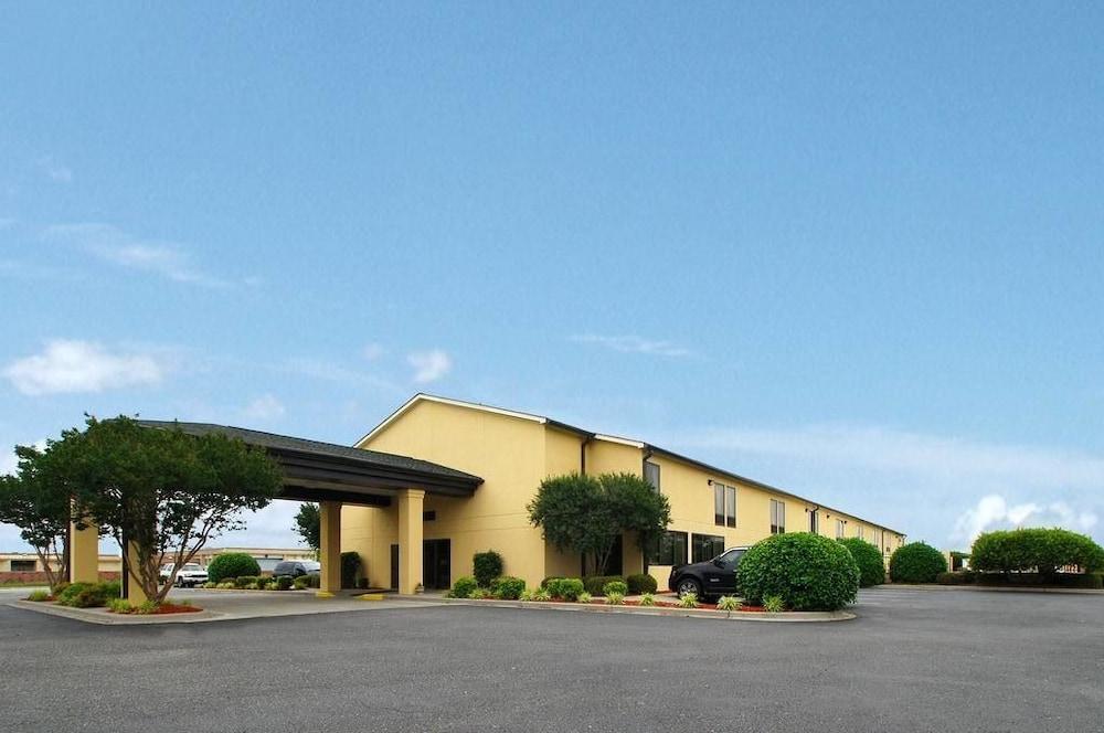 Quality Inn Mullins - Marion photo 44