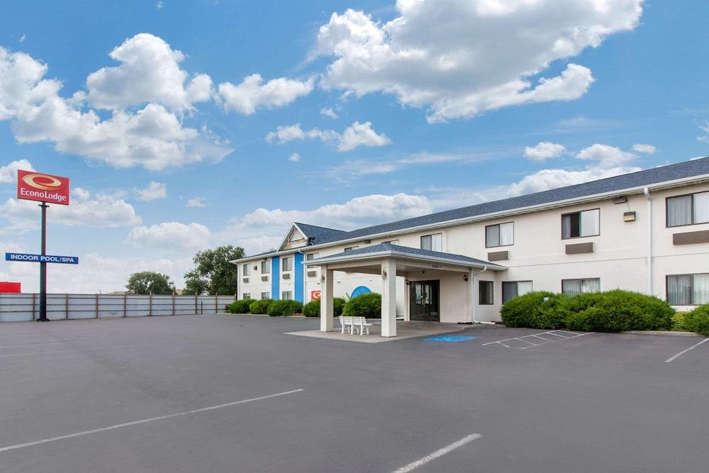 Econo Lodge Oacoma - Chamberlain West photo 39