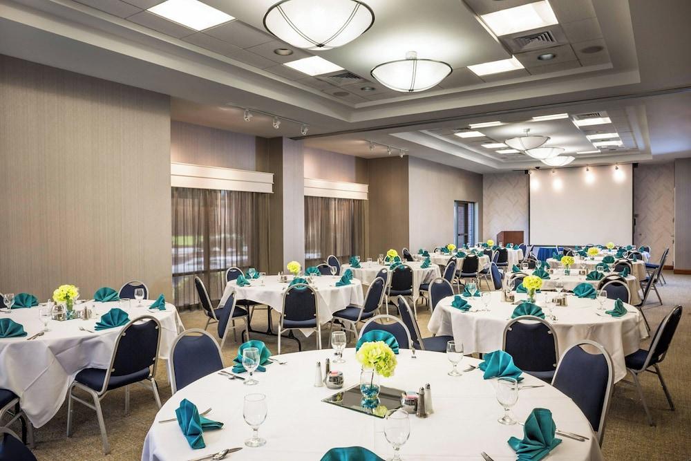 Springhill Suites by Marriott Hampton Coliseum photo 19
