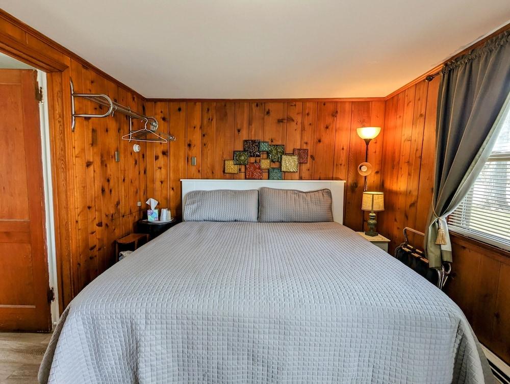 Riverside Motel photo 6