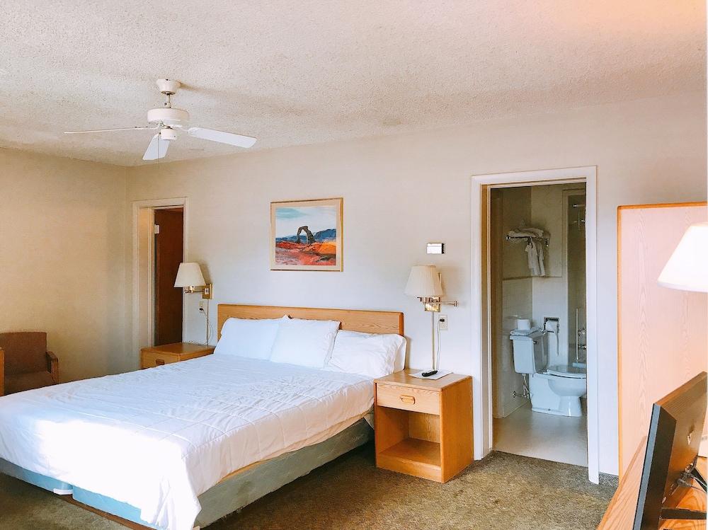 Appletree Inn photo 28