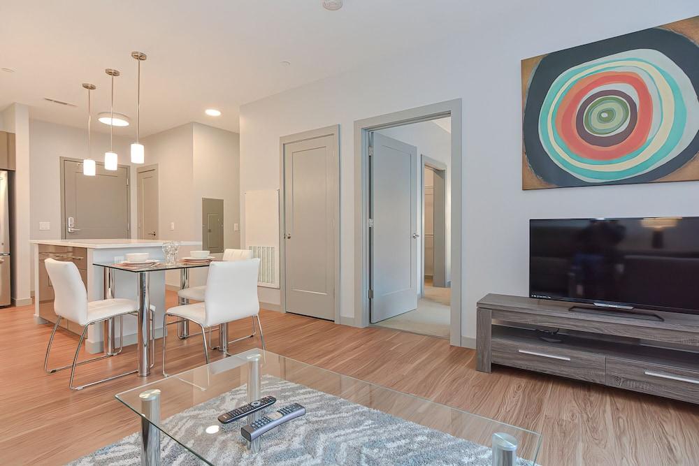 Global Luxury Suites Downtown Providence photo 58
