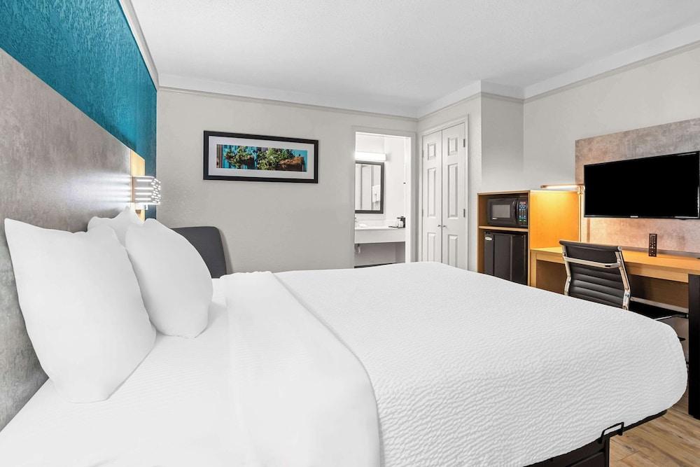 Quality Inn Slidell I-10 photo 12