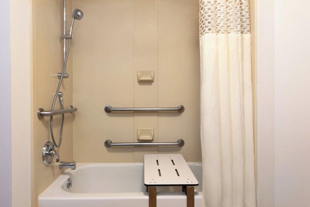 Summit Suites photo 27