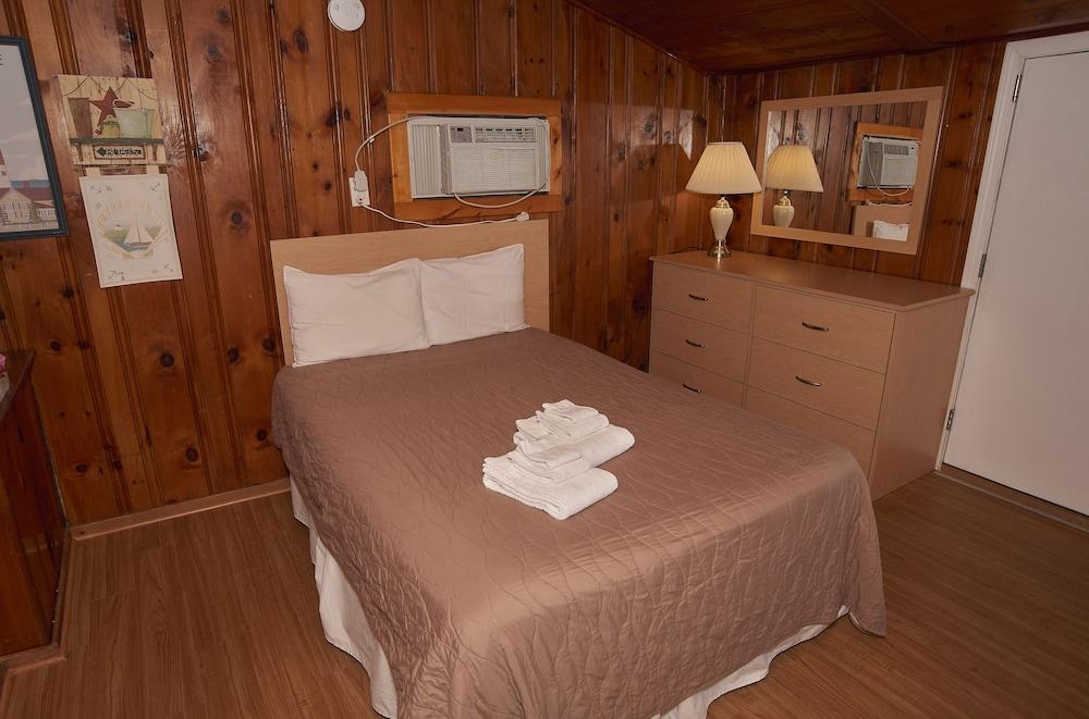 Marguerite Motel photo 32