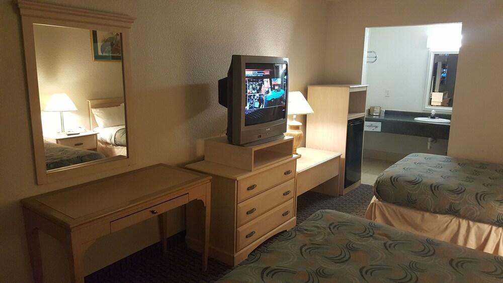 The Brooke Hotel photo 28