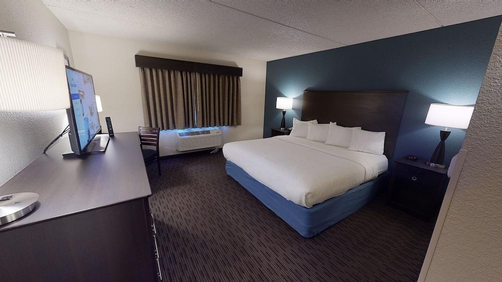 AmericInn by Wyndham Mounds View Minneapolis photo 13