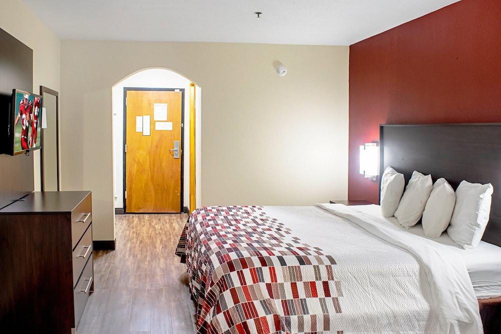 Red Roof Inn & Suites Middletown - Franklin photo 12